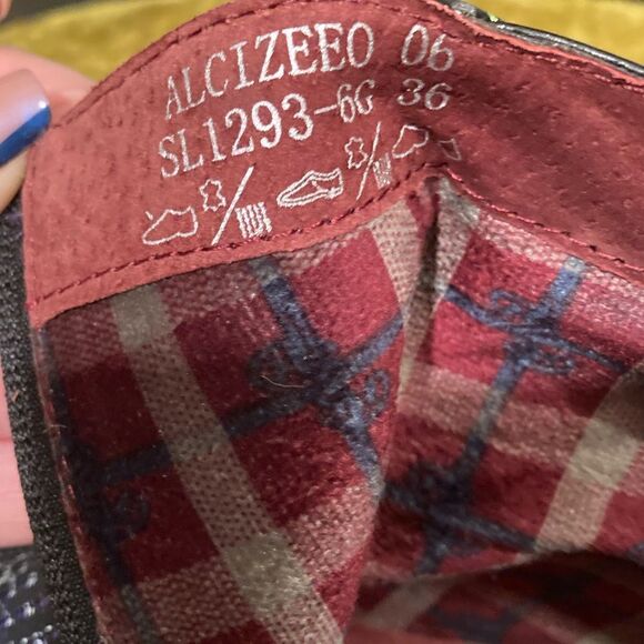 Laura Vita Made in France Plaid Booties - Picture 15 of 16